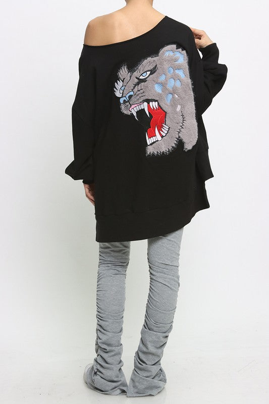 Oversized lion shirt