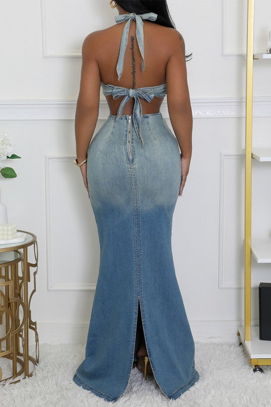 The alluring denim dress