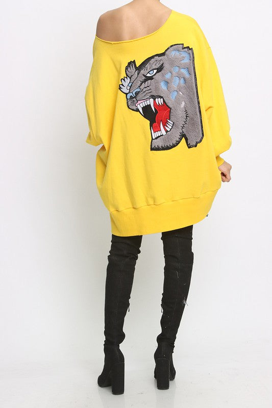 Oversized lion shirt